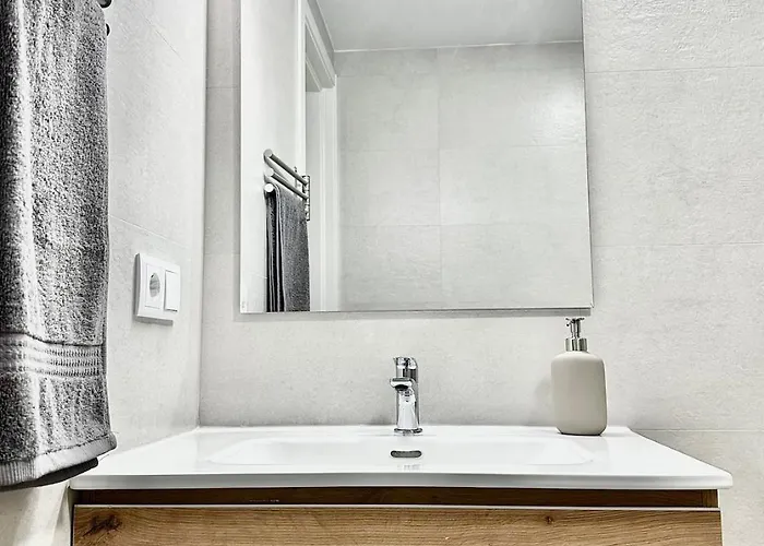 Azahar Centro Parking Gratis